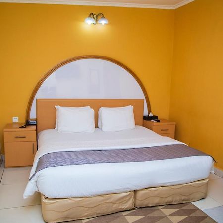 Airside Hotel Аккра Экстерьер фото
